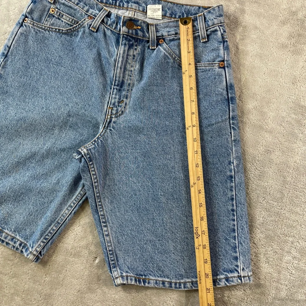 Levis measurements waist